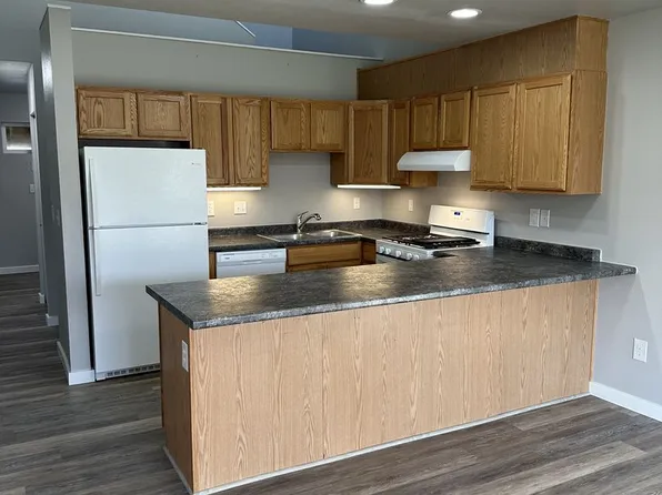 Creekwood 1940, 1940 N Creekwood Park Cir #4, Palmer, AK 99645