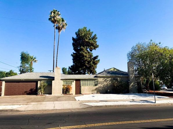 9918 Woodman Ave
