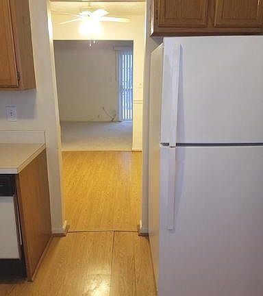 5th image of 150 Azalea Ct #25-4