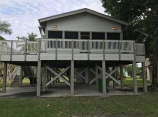 405 Riverside Dr, Everglades City, FL 34139