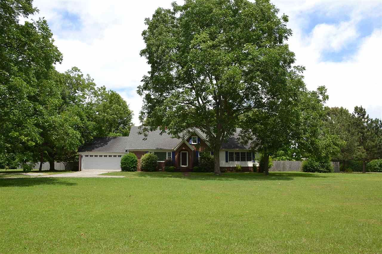 6355 Main St, Trezevant, TN 38258 Zillow