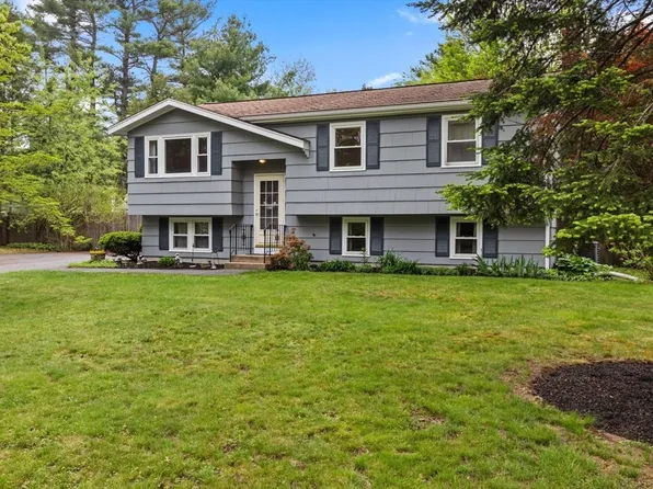 12 Haskell St, Norton, MA 02766