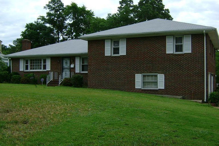 1st image of 6134 Sedgefield Dr