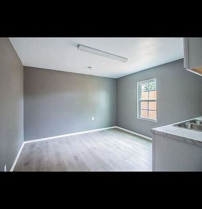 3rd image of 2005 22nd St #Lo