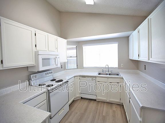 4th image of 7509 W San Juan Ave