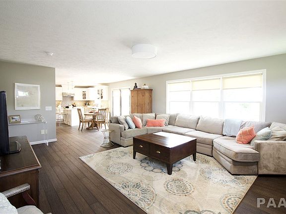 4th image of 10511 N Churchill Dr