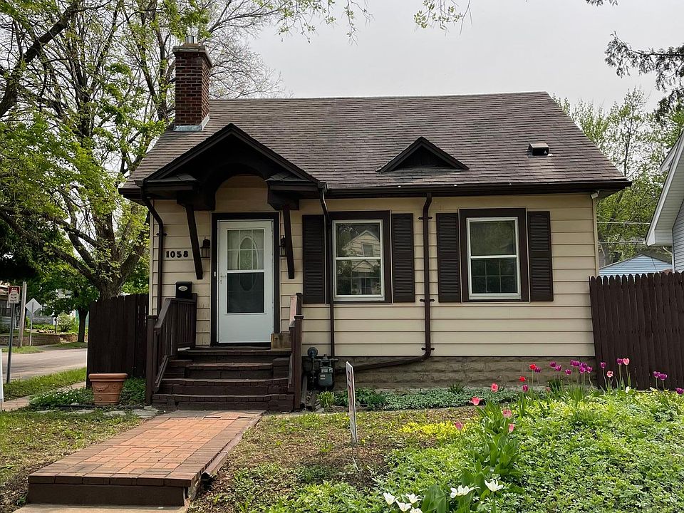 1st image of 1058 Margaret St