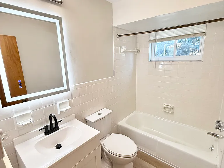 Chestnut Ridge Manor — Photo 21