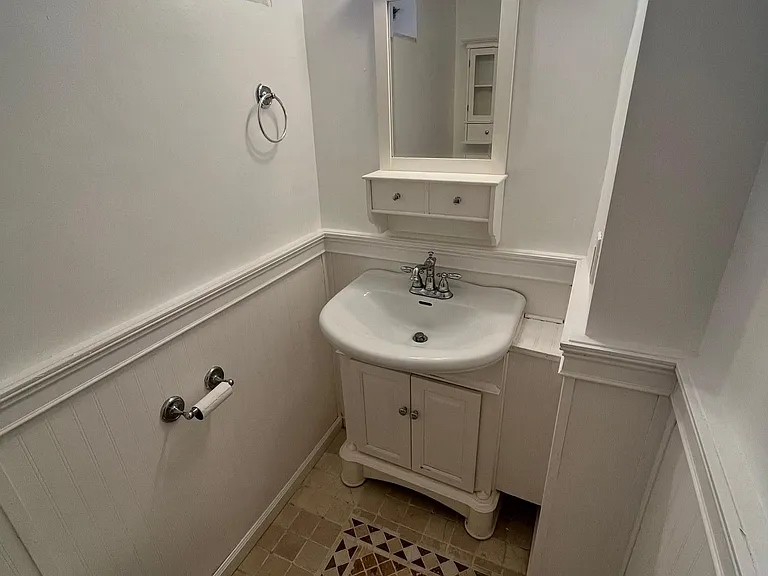 powder room