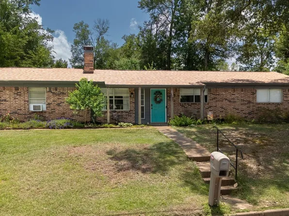 225 Powell Dr, Tyler, TX 75703