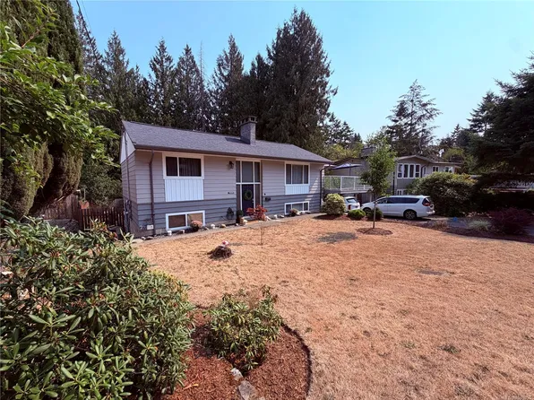 3374 Uplands Dr, Nanaimo, BC V9T 2T5
