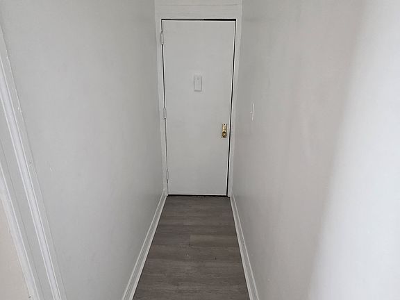 5th image of 967 E 224th St APT 2B