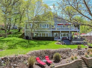 17093 Lakewood Dr, Spirit Lake, IA 51360