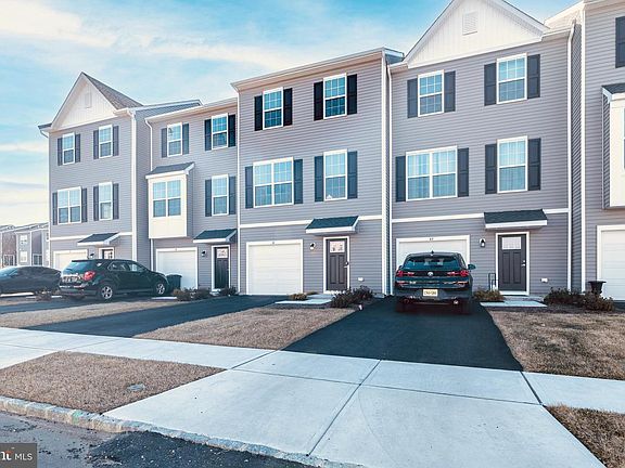 5th image of 41 Barnes Way