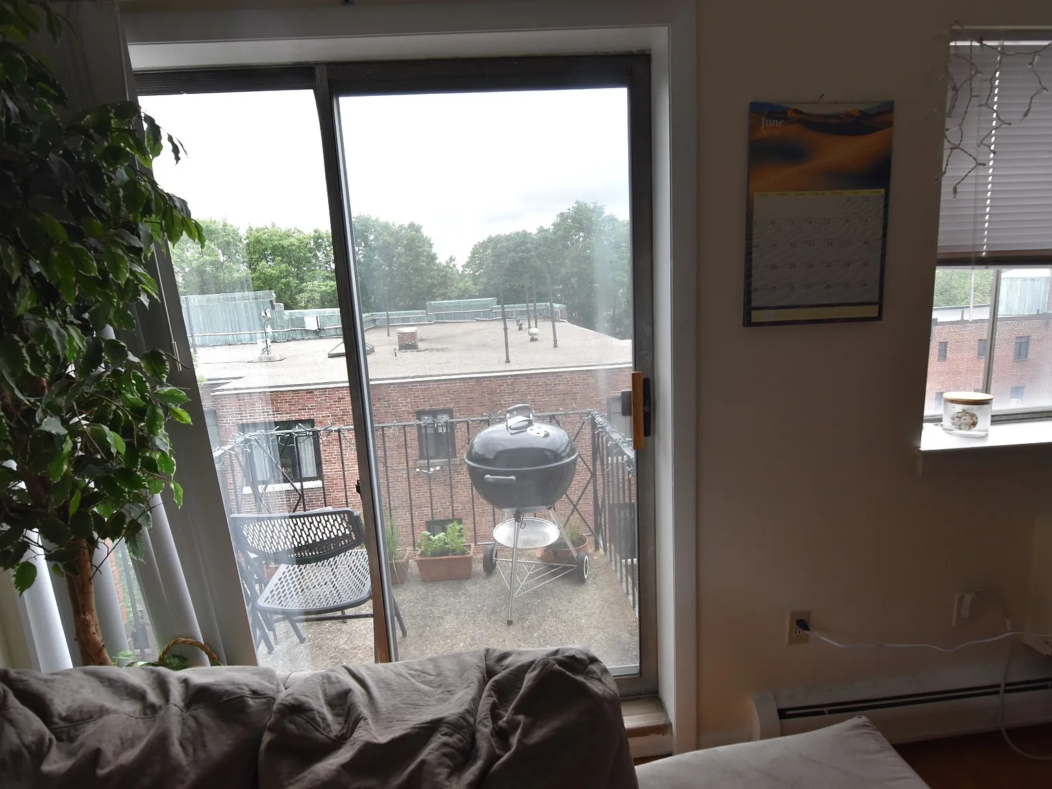 85 Sutherland Rd. — Photo 2