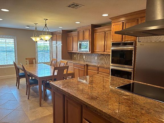 5th image of 4541 N Campbell Rd