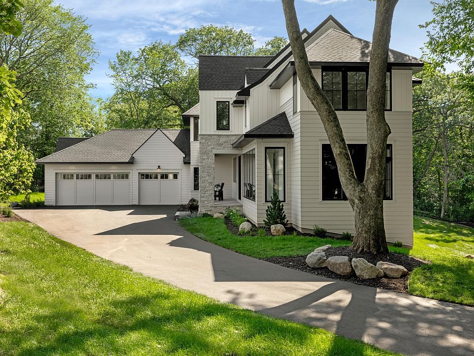 1st image of 260 Eastwood Ct