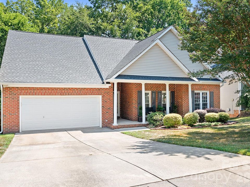 1st image of 17324 Cambridge Grove Dr