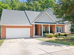 17324 Cambridge Grove Dr, Huntersville, NC 28078
