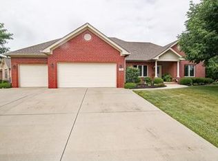 2832 Bloomsbury S, Greenwood, IN