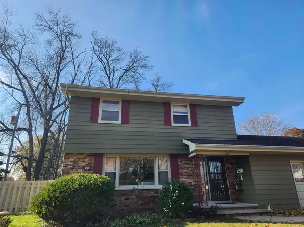 1809 N Summit St, Appleton, WI 54914