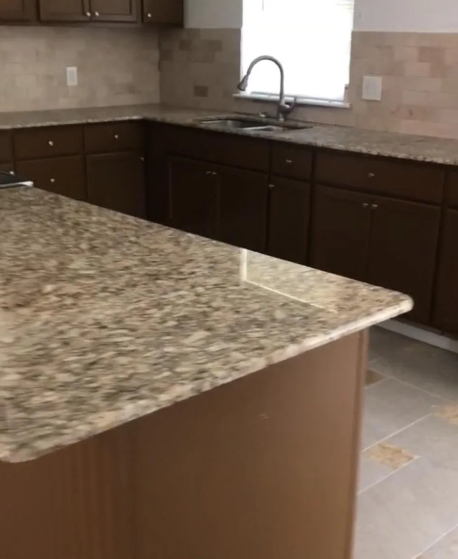 10694 Darryl Dr — Photo 1