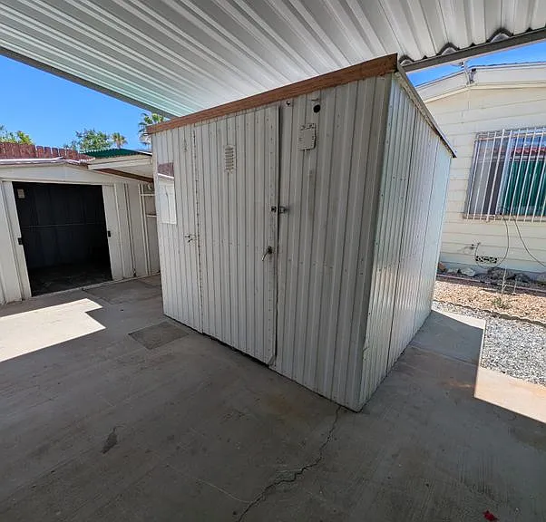 26108 Fountain Palm Dr — Photo 6