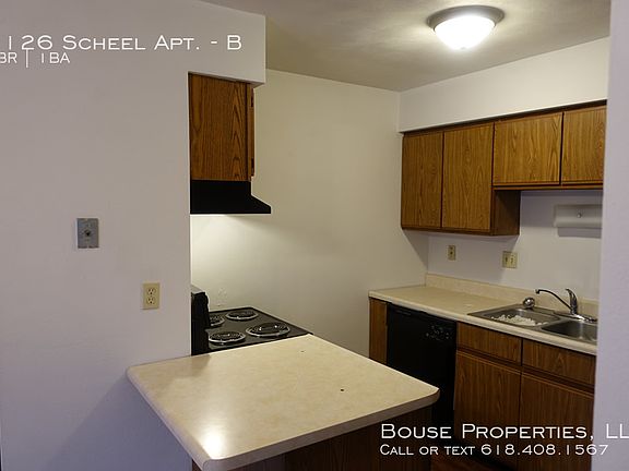 3rd image of 2126 Scheel St