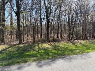 335 Healing Springs Dr, Denton, NC 27239