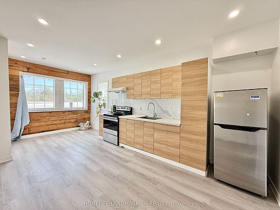 2nd image of 25066 Commodore Rd #105