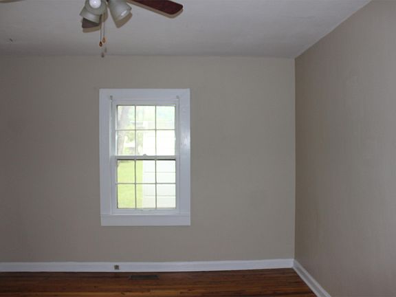 2nd image of 1401 W 4th Ave