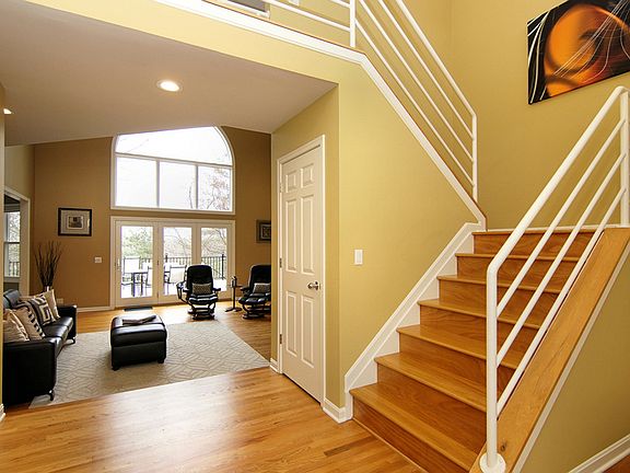 3rd image of 3604 Carpenters Green Ln