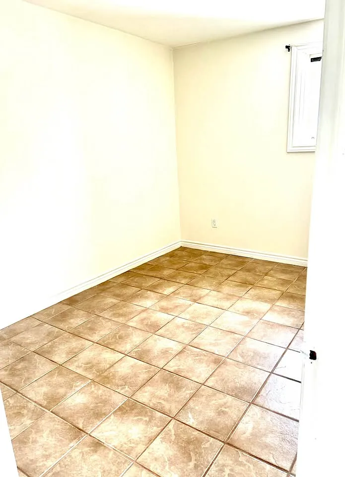 2 bed, $1,625 — Photo 4