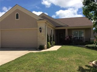 330 Fieldstone Dr, Georgetown, TX 78633