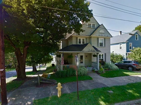 1028 W 3rd St, Oil City, PA 16301