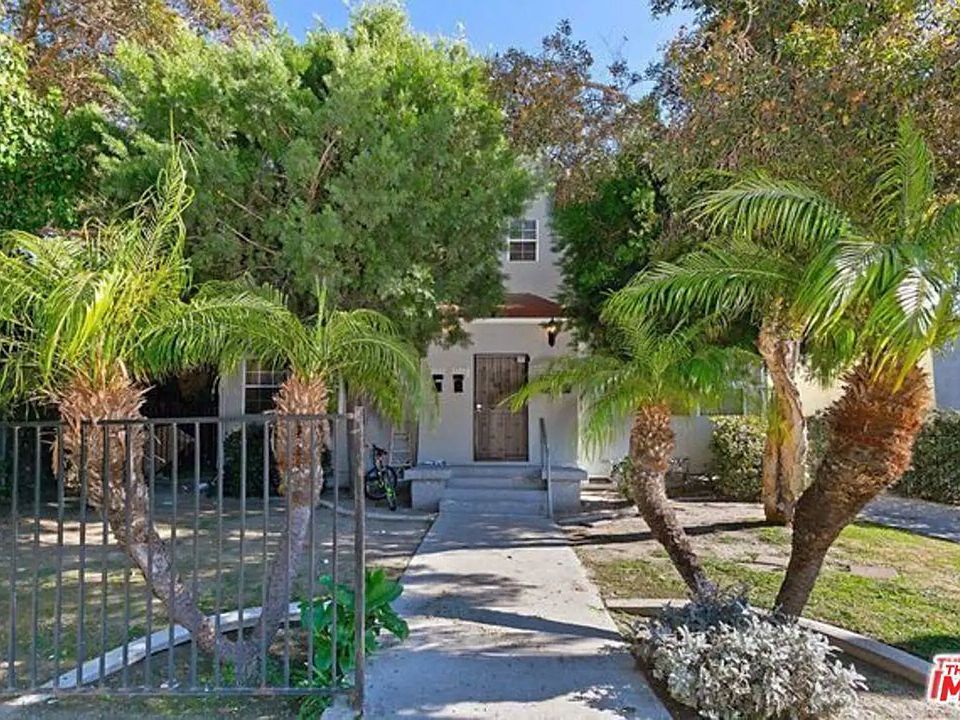 1st image of 2522 S Dunsmuir Ave #2522