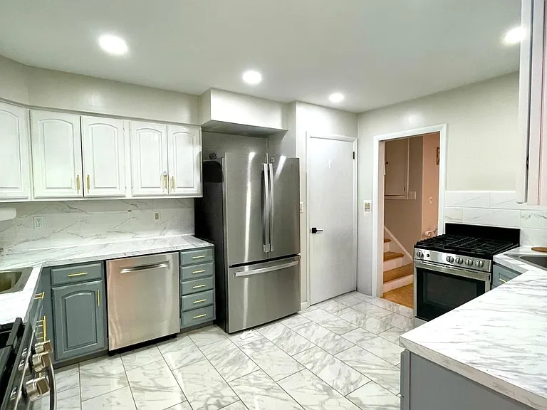 345 Raritan Rd — Photo 17