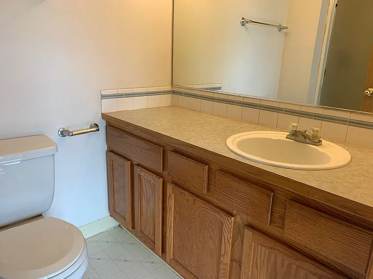 21958A NE Chinook Way — Photo 11
