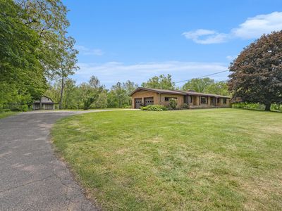 2510 Four Mile Rd NW, Grand Rapids, MI, 49544