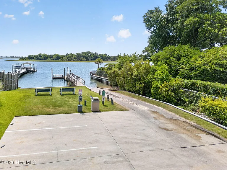 8305 Bald Eagle Ln — Photo 77