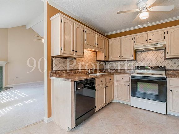 4th image of 8971 Gracie Cv