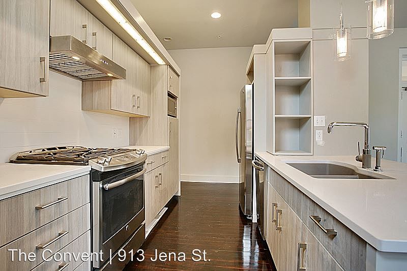 913 Jena St APT 4, New Orleans, LA 70115 Zillow