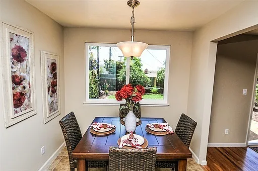 7517 Salizar St — Photo 6