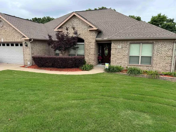 209 Pumice Dr, Sherwood, AR 72120