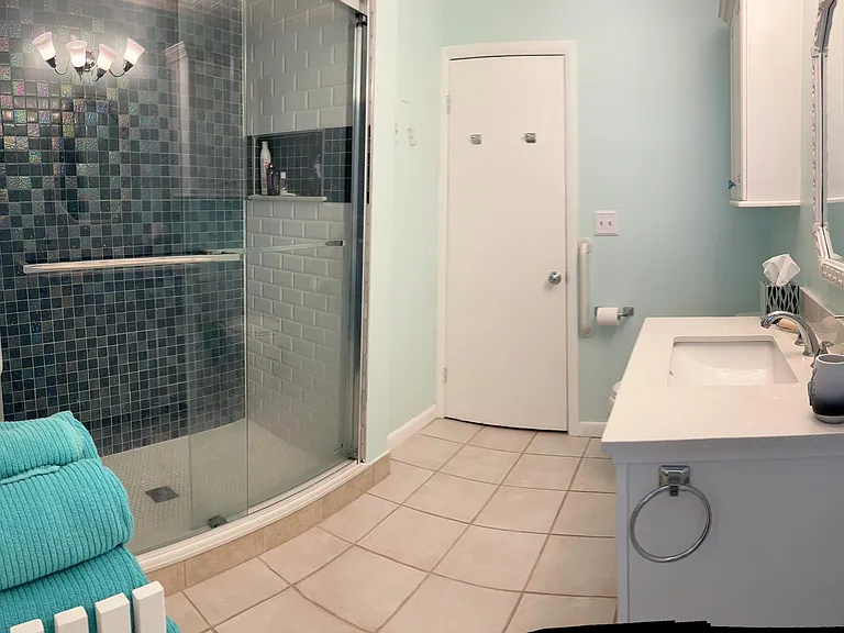 573 Tarawitt Dr — Photo 24