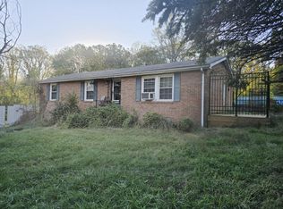 2211 Laymantown Rd, Troutville, VA 24175
