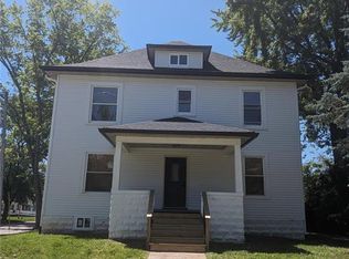 220 E Main St, Greenville, IL