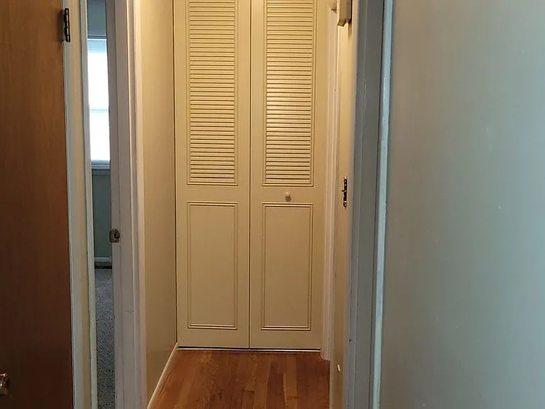 3915 S Orchard Ct — Photo 3