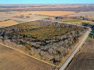Wendy Oaks Rd, Central City, IA 52214