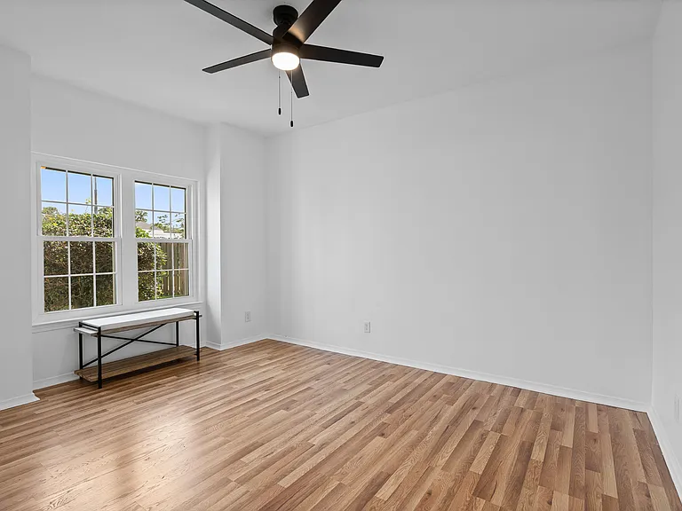 601 E Burgess Rd #H3 — Photo 20